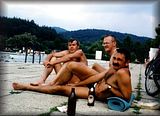 Salgtarjn. Strand. Amg a kerkpr elkszl...